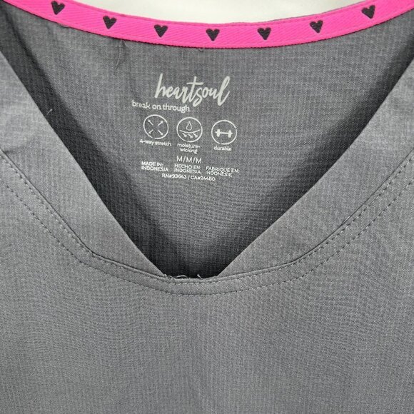 3 scrub tops Size medium - Picture 6 of 16